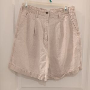 Women's Cream Shorts